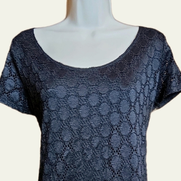 Isaac Mizrahi Women's Black Lace Overlay Pullover Dress - Picture 3 of 9